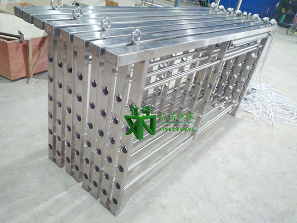 專(zhuān)業(yè)生產(chǎn) 56支燈管  80支燈管  96支 框架式紫外線污水處理設(shè)備